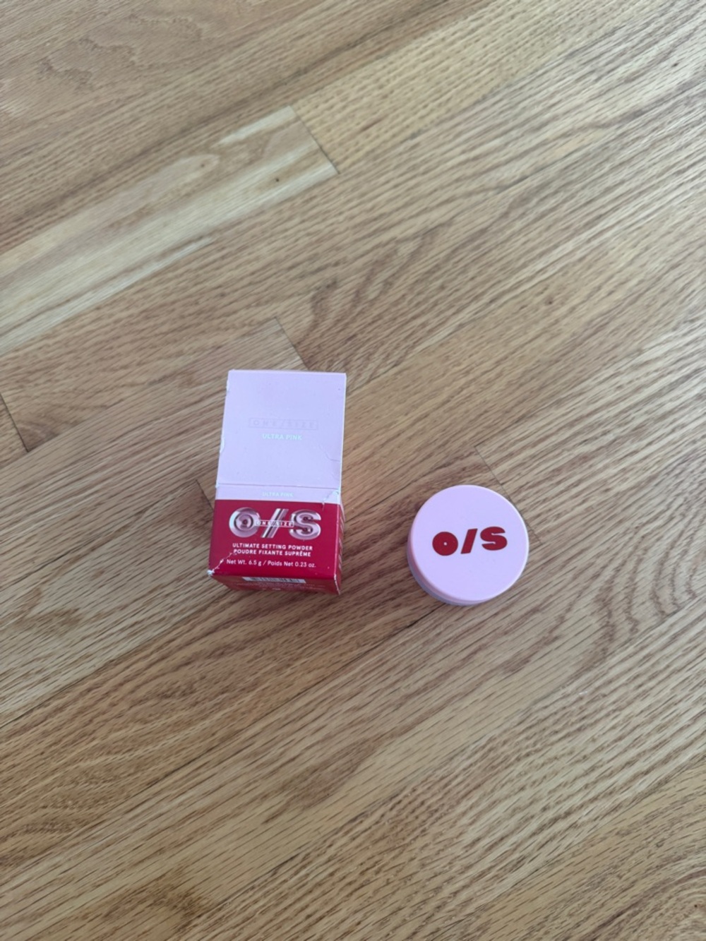 ONE/SIZE by Patrick Starrr 
Mini Ultimate Blurring Setting Powder ultra pink
